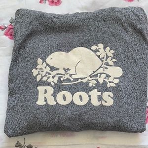 Roots sweater